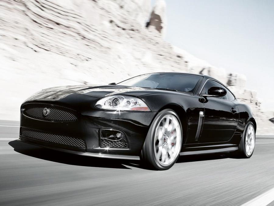  Jaguar XKR-S 2008 года  (фото 17 из 27)